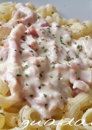 Foto principal de Pasta con carbonara de emmental en gme y gmf y tradicional