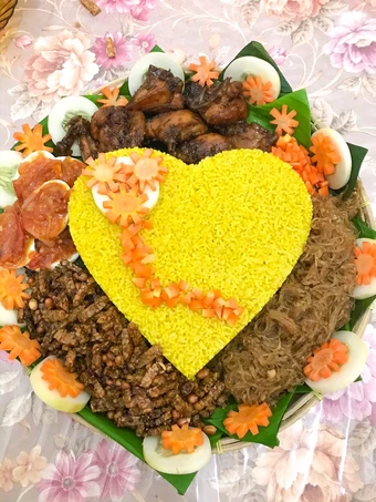 Langkah Mudah untuk Membuat Resep Tumpeng nasi kuning yang Sempurna Anti Ribet, Bikin Ngiler