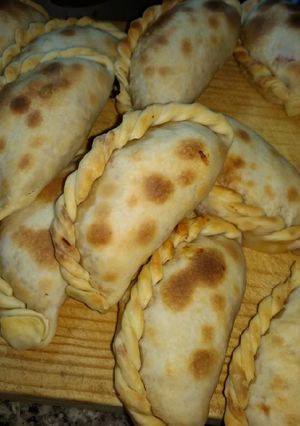 Una foto de Empanadas de pollo