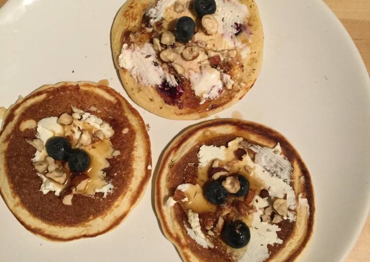 Steps to Prepare Quick Low-fat pancakes with cream cheese, blueberries & hazelnuts