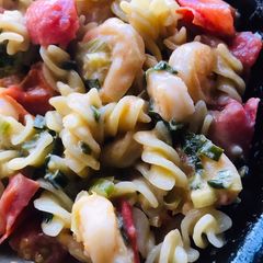 A picture of Pesto Shrimp.