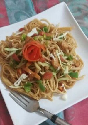 A picture of Mix veg chicken Speghatti.