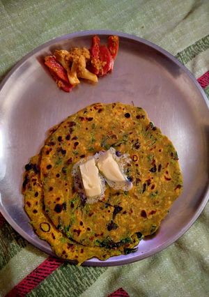 मेथी पराठा (methi paratha recipe in Hindi) रेसिपी मुख्य फोटो