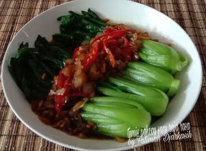 Foto resep Tumis pakcoy saos raja rasa