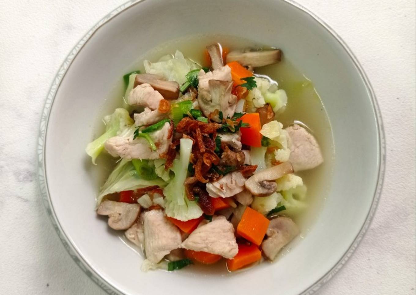 Sop Ayam Gurih Kaldu Alami