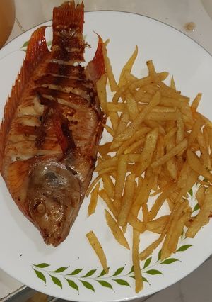 Una foto de Mojarra frita