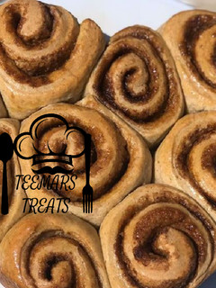 A picture of Cinnamon Roll.