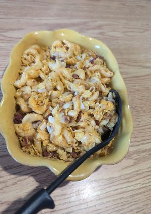 A picture of Cheesy Noodle Casserole.