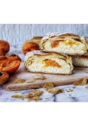 Gyors, házi, túrós-barackos rétes 🍑 recept fotója