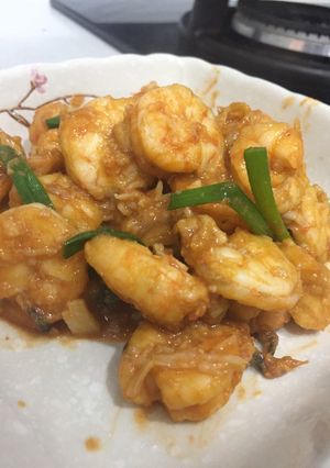 Hình của món Tôm rim mặn ngọt.
