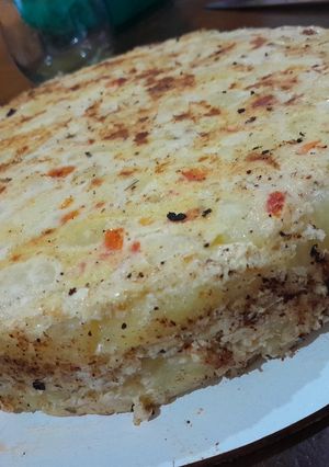 Una foto de Tortillas de papas (hervidas) rellena de queso