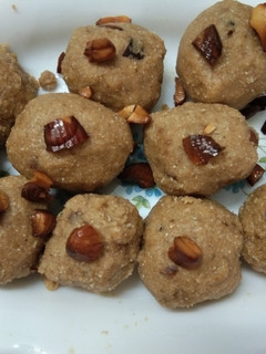 A picture of Atta Pinni Laddoo Recipe.