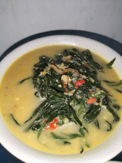 Foto resep Sayur daun singkong kuah santan