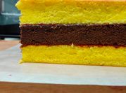 Gambar lapis surabaya premium