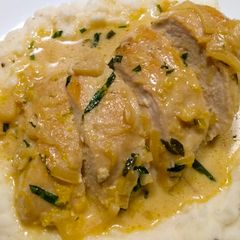 A picture of Creamy tarragon lemon chicken.