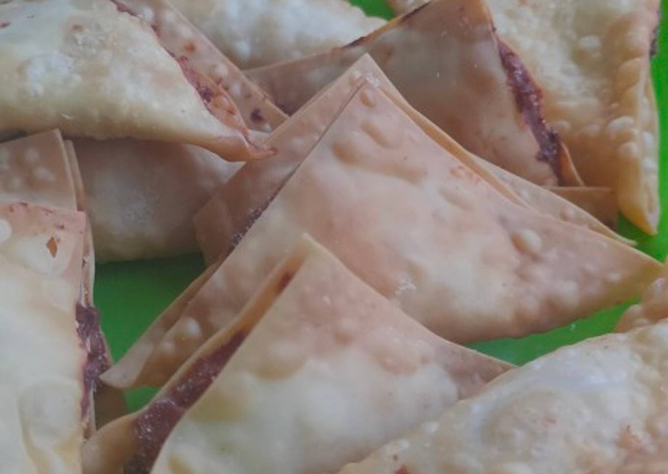 45. Pangsit goreng isi ayam