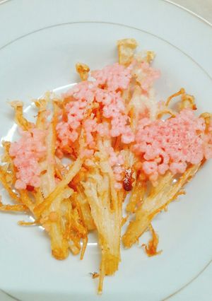 Hình của món Nấm kim châm chiên giòn(hoa anh đào).