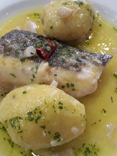 Una foto de Bacalao a la bilbaina