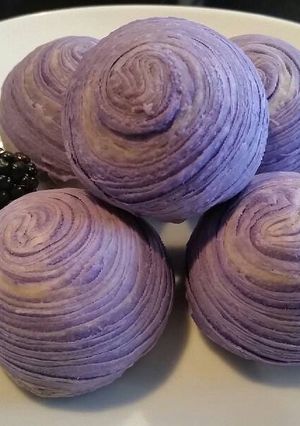 A picture of Thousand Layers Yam.