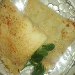 A picture of Chicken crepe.