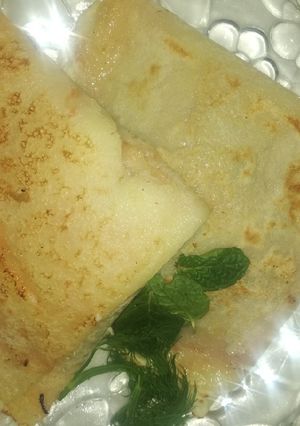 A picture of Chicken crepe.
