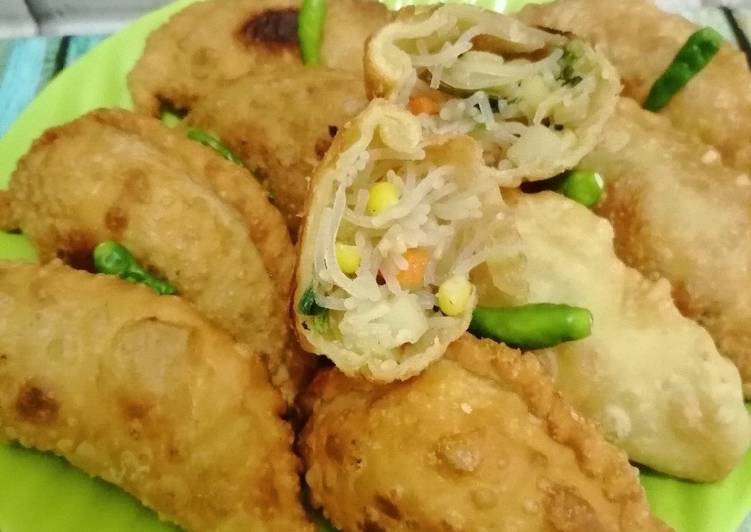 Bahan Pastel bihun jagung dan aneka sayuran 🌽🥔🥕 | Cara Buat Pastel bihun jagung dan aneka sayuran 🌽🥔🥕 Yang Sempurna