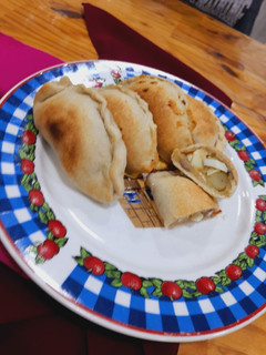 Una foto de Empanadas salteñas caseras🍽️
