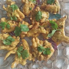 A picture of Pakoray.