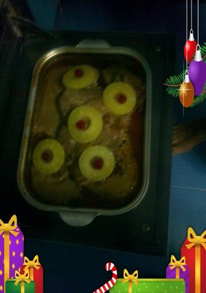 Una foto de Pernil Navideño