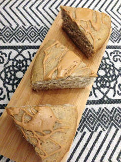 Una foto de Torta de banana sin gluten🍌