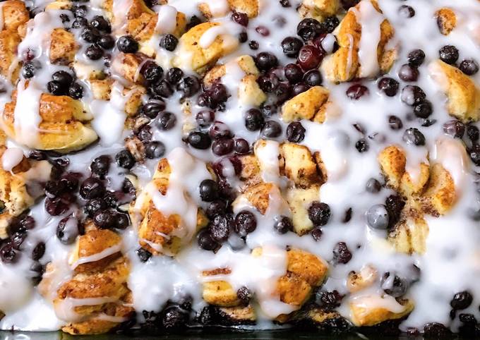 Easiest Way to Prepare Favorite Blueberry Cinnamon Roll Bake #mycookbook