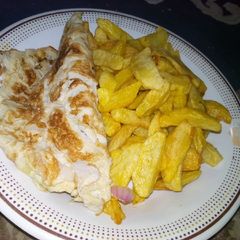 Chips with fried egg A picture of Chips with fried egg.