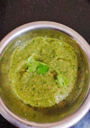 A picture of Amrood (guava) chutney.