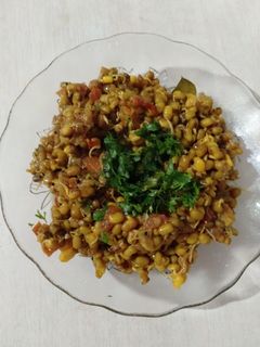 हिरव्या मुगाची भाजी (hirvya mungachi bhaji recipe in marathi) रेसिपी चे मुख्य फोटो 