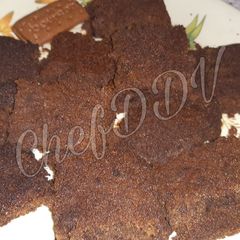 A picture of Bourbon Biscuit Cake.