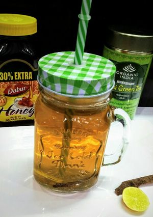 A picture of Cinnamon lime green tea.