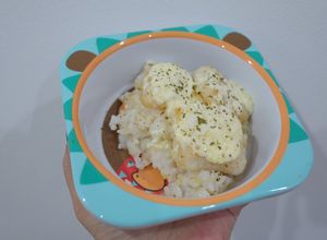 Foto resep Menu mpasi 12m+ (menu anak) grilled dory cheese sauce with garlic rice