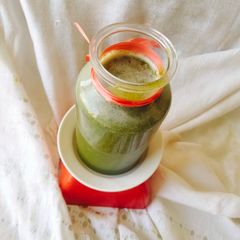 A picture of Spinach Gooseberry Juice (palak Amla Juice).