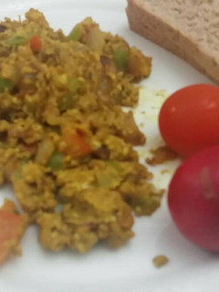 A picture of Indian egg bhurji.