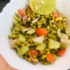 A picture of Moong dal sprouts.