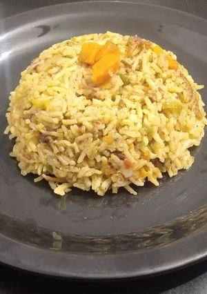 પંચરત્ન મસાલા ખીચડી (Panchratna Masala Khichdi Recipe In Gujarati) રેસીપી મુખ્ય ફોટો