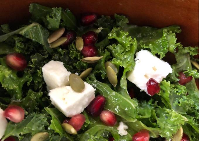 Step-by-Step Guide to Prepare Quick Kale and feta salad