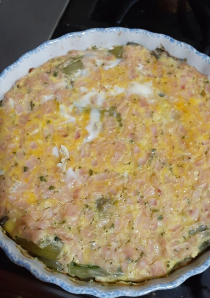 Una foto de Pastel de pencas de acelga y jamón