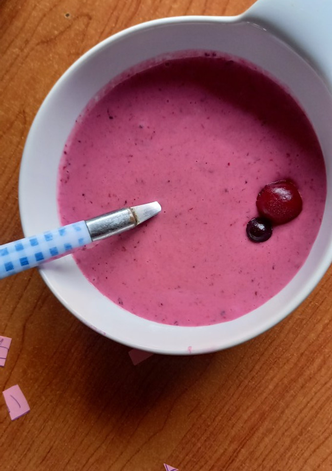 Una foto de Batido de frutas del bosque