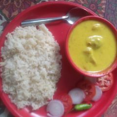 A picture of Kadi chawal.