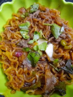 मसाला मैगी (masala maggi recipe in Hindi) रेसिपी मुख्य फोटो