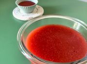 Una foto de agar agar y fruta