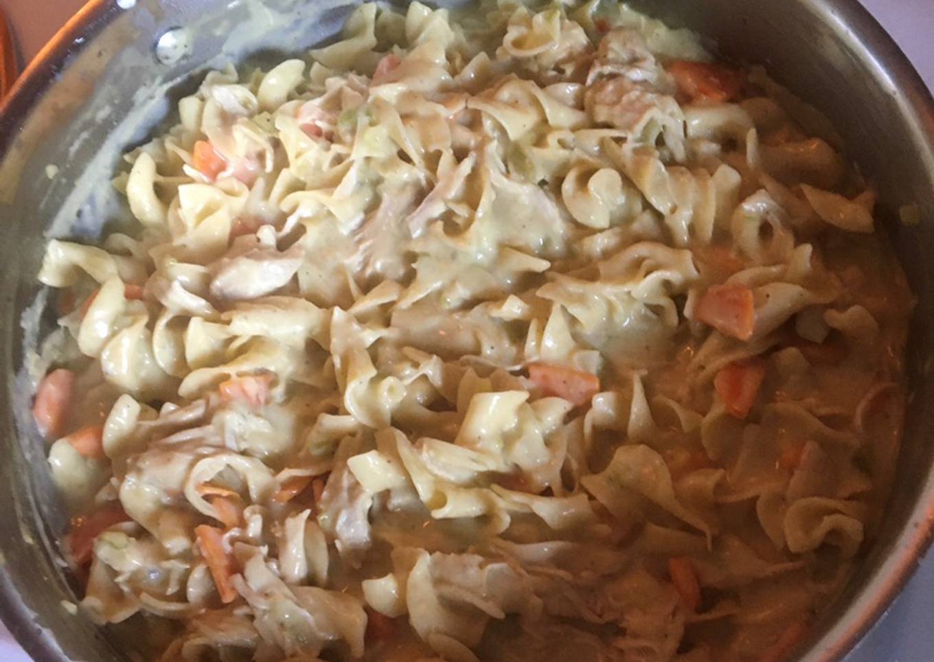 Creamy chicken noodles