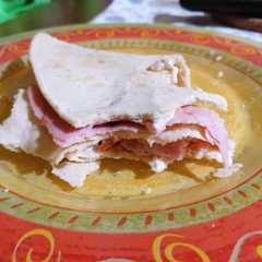 Foto di Piadina con quello che ho trovato in frigo😁😁