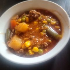 A picture of Veggies Soup with Beef.